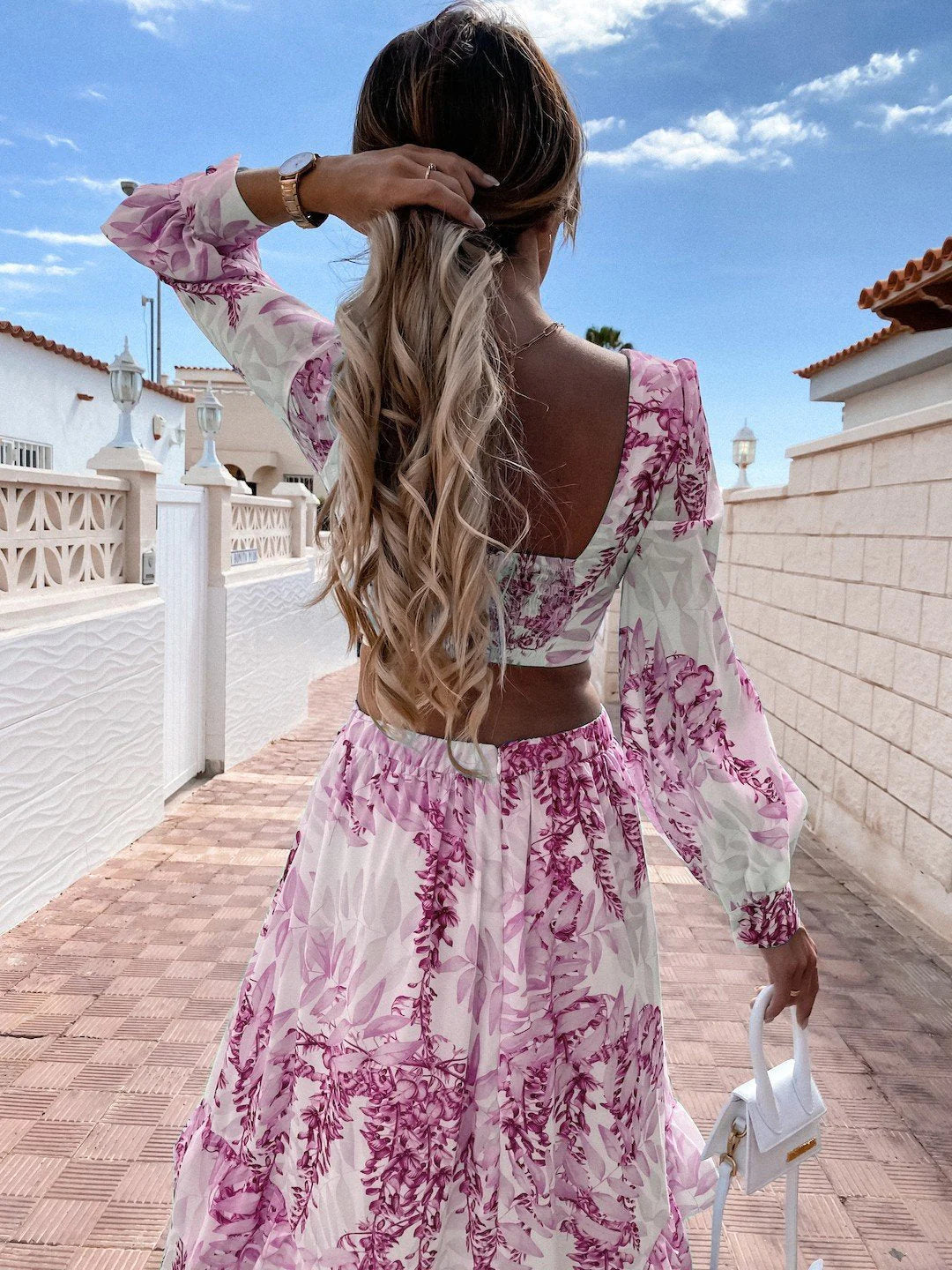 Women’s Elegant Maxi Dress – Long-Sleeved Leaf Print Design with Flowing Silhouette