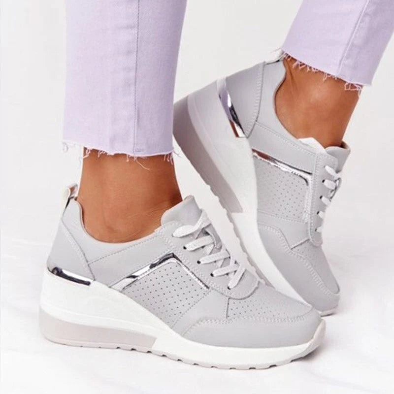 Women’s Multifunctional Shoes – Lightweight Design & Everyday Comfort Fit