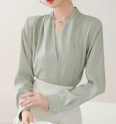 Women's Elegant Smart-Casual Blouse with Puffed Sleeves