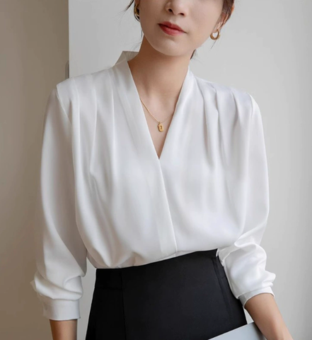Women's Elegant Smart-Casual Blouse with Puffed Sleeves