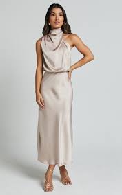 Women's Classic Halter-neck Maxi Dress