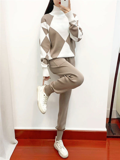 Ladies' Sweater and Pants Set