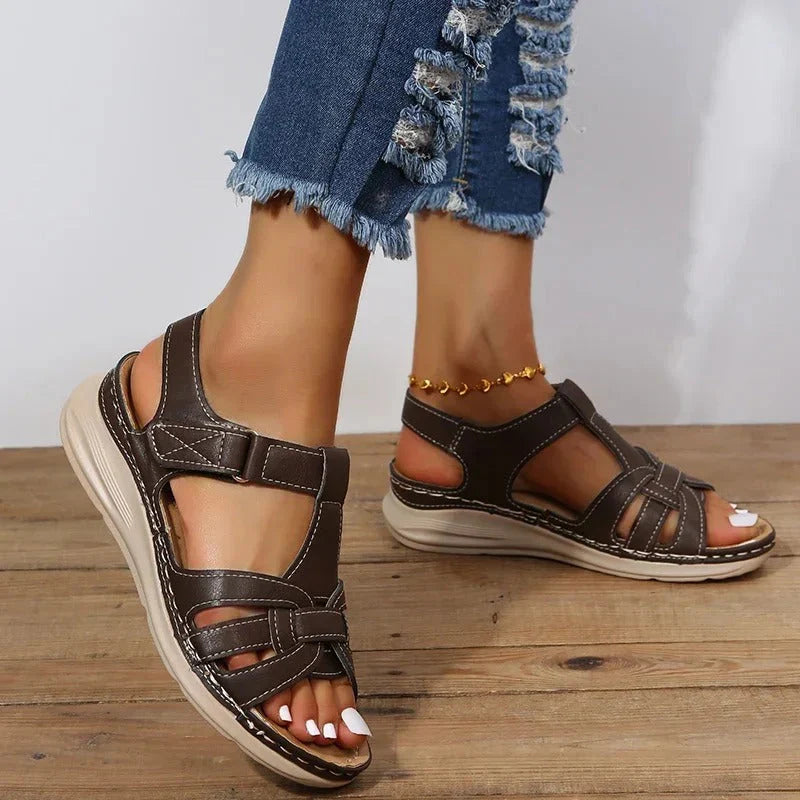 Women’s Open-Toe Sandals – Trendy Strappy Design with Casual Everyday Appeal